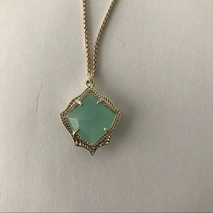 Kendra Scottt Pendant Necklace NWOT